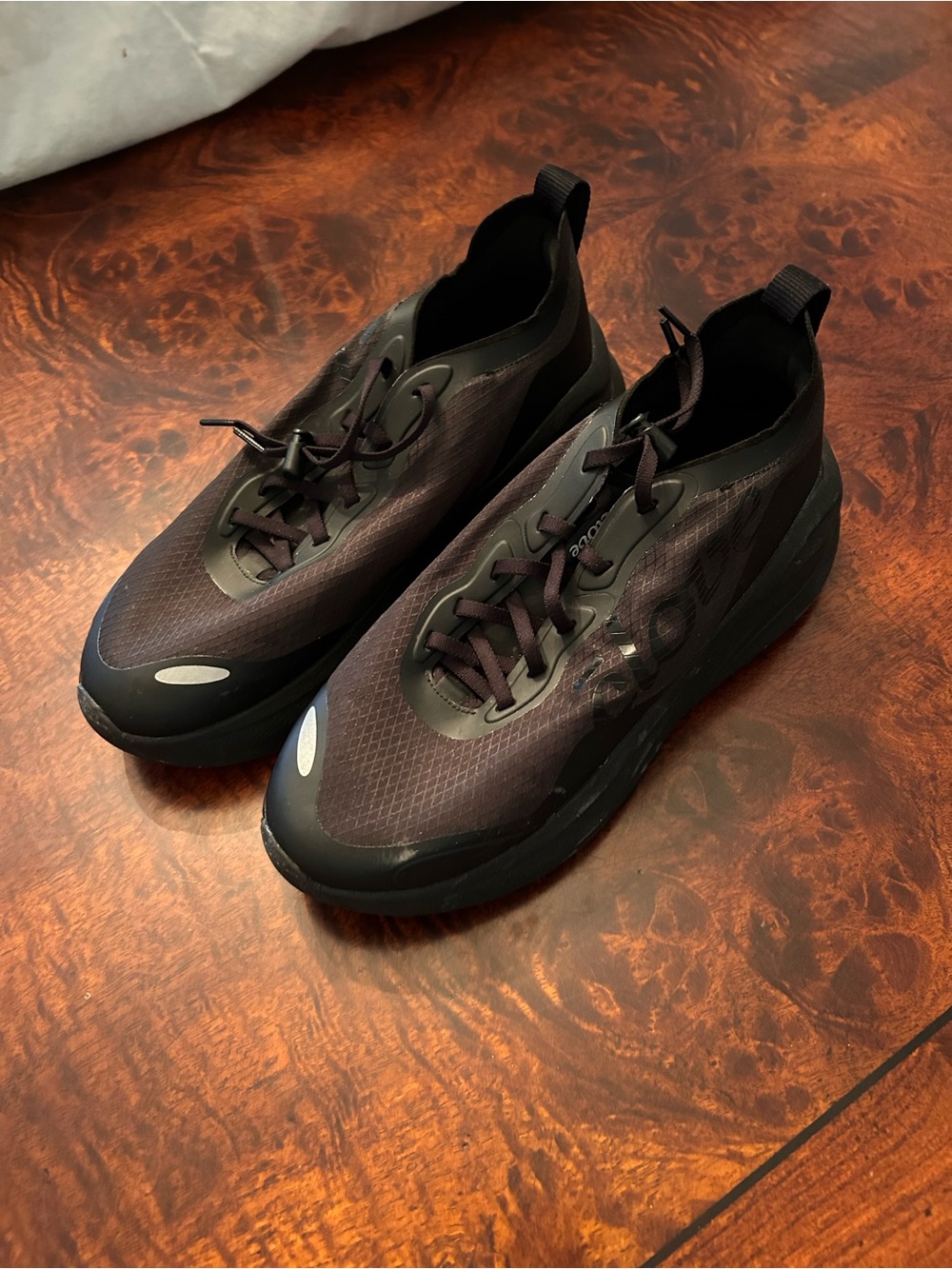 Men's Black/Brown Lightweight Sneakers